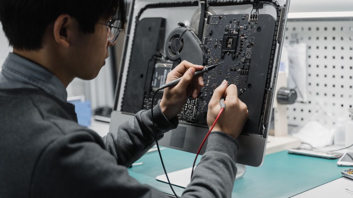 聚鑫汇app注册|【暗涌在纸页间的情愫编织者】